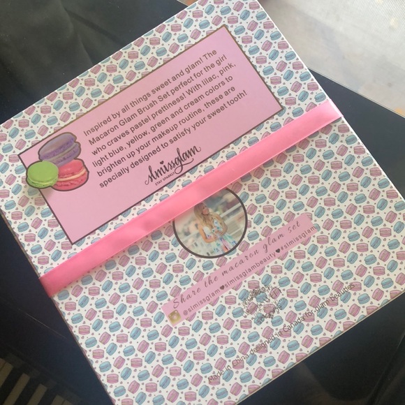 slmissglam macaron brush set - Picture 4 of 4